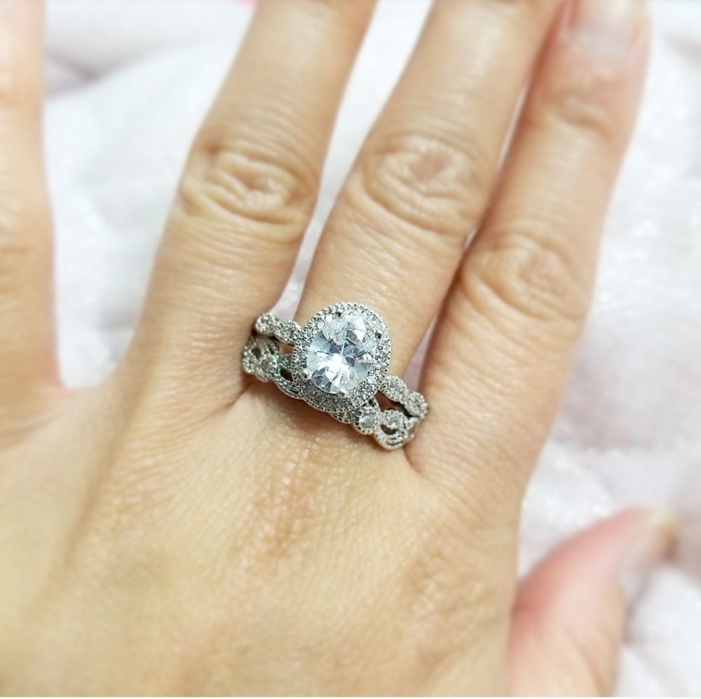 💎NEW💎 S925 SIMULATED HALO DIAMOND BRIDAL SET - Picture 5 of 8